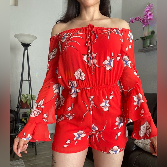Off the Shoulder Romper - Picture 1 of 3